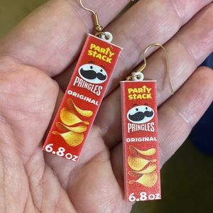 NEW Whimsical New Novelty Pringles Chips Earrings snacks food